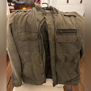LEVIS Olive Jacket Size L worn but excellent condition.